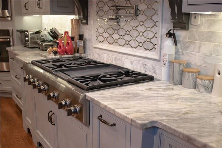 Calacatta Bulette marble kitchen top