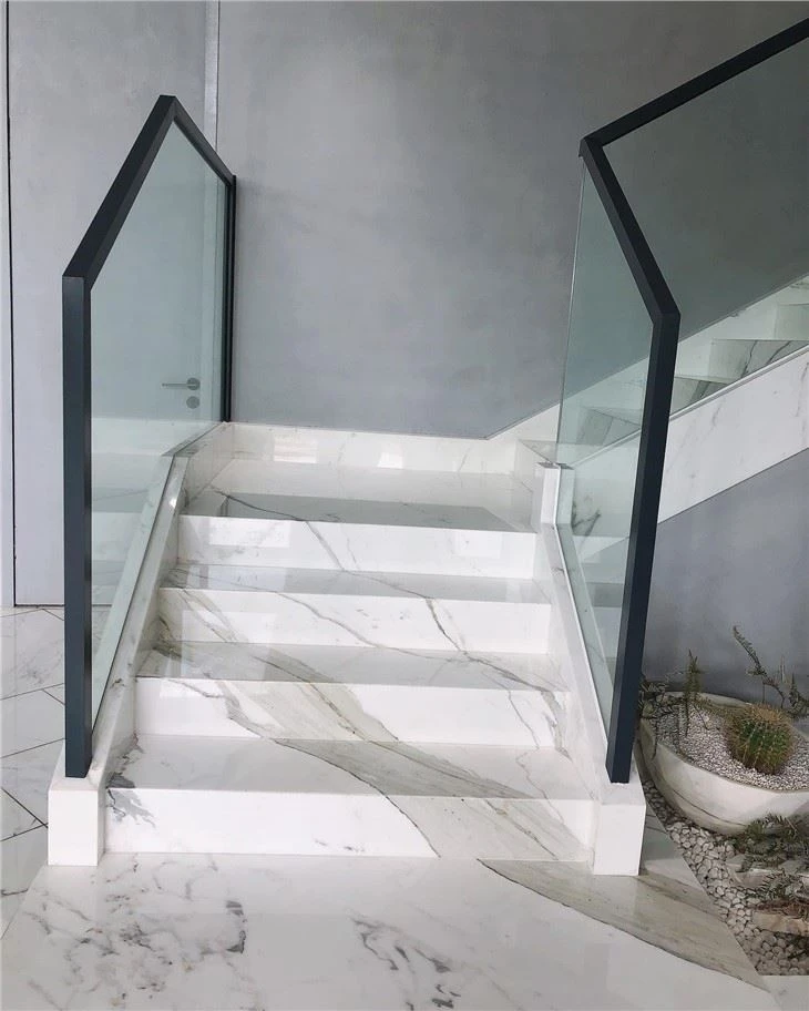 Calacatta White Marble Floor