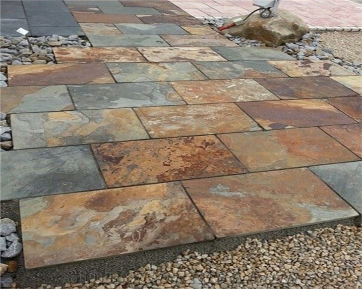 Outdoor Rusty Slate Paving